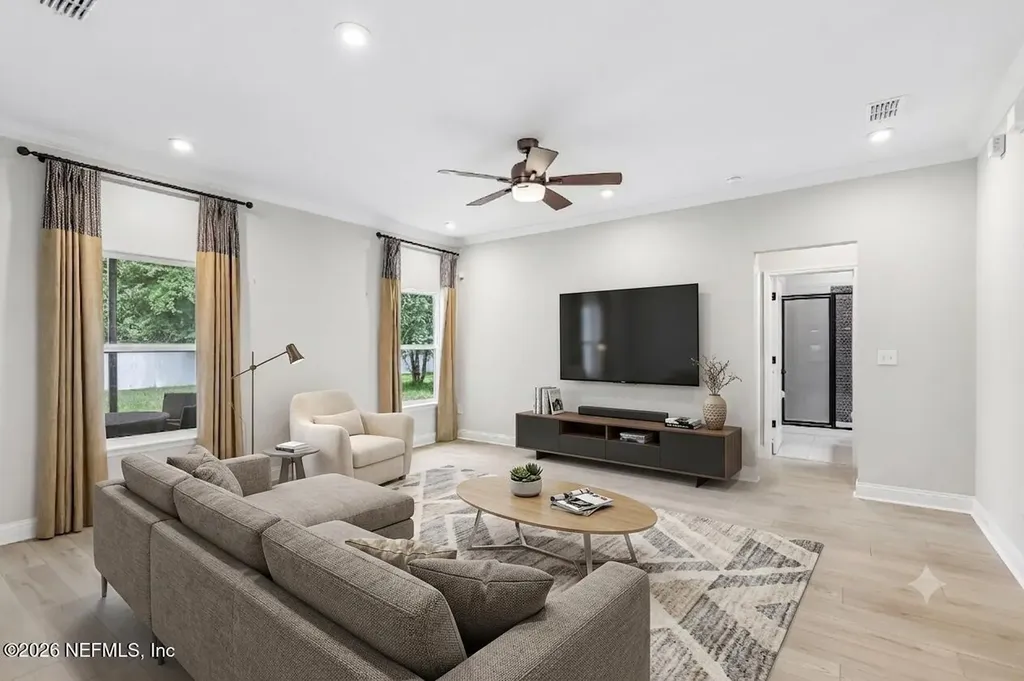 13863 Holsinger Boulevard Jacksonville FL 32256