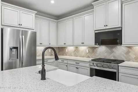 13863 Holsinger Boulevard Jacksonville FL 32256