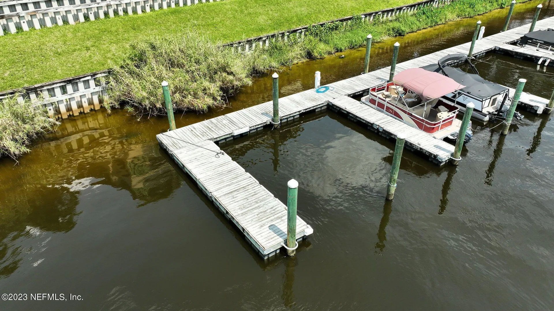 99 Broad River Place Welaka FL 32193