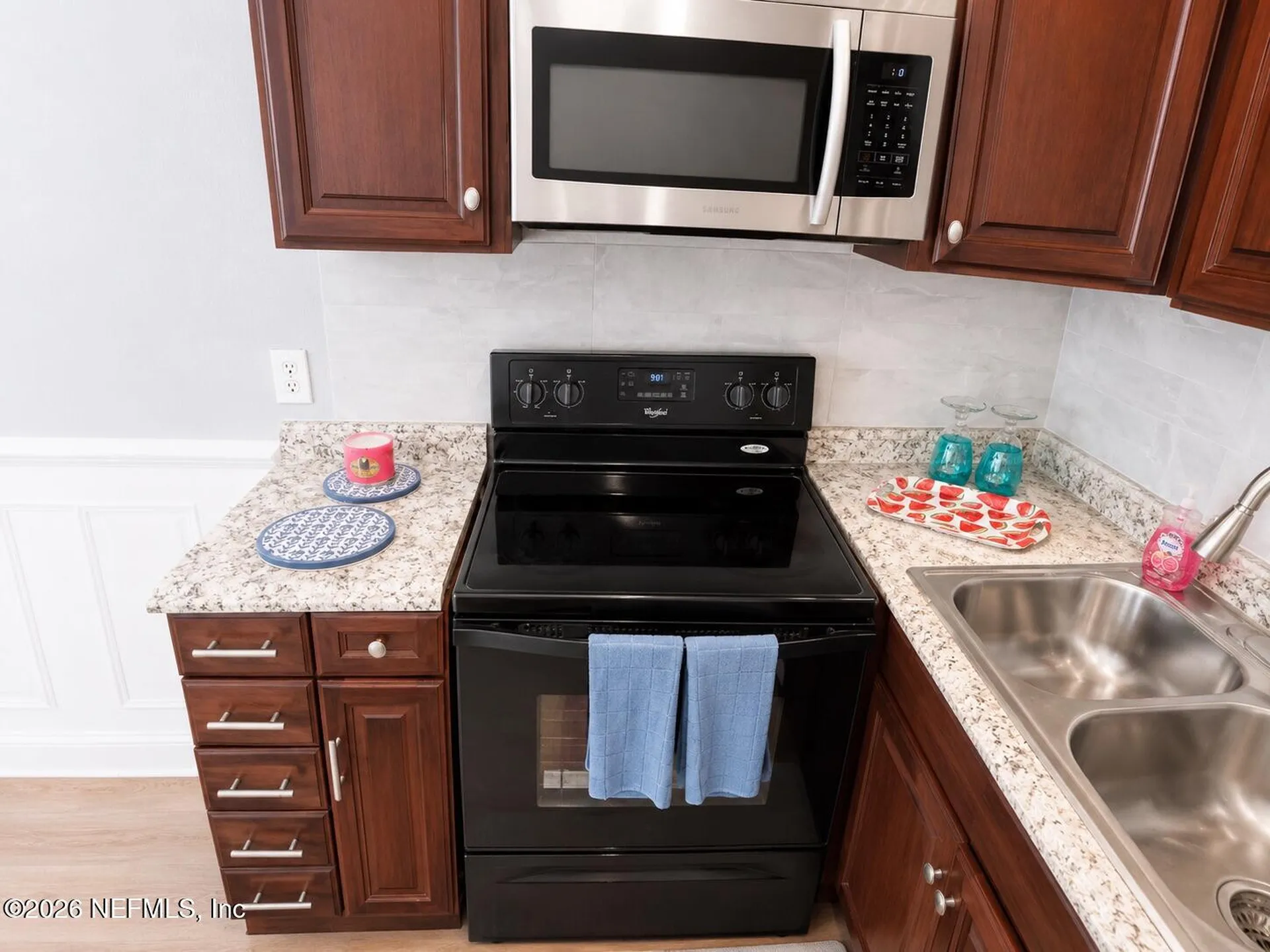 4666 Ken Knight Drive N Jacksonville FL 32209