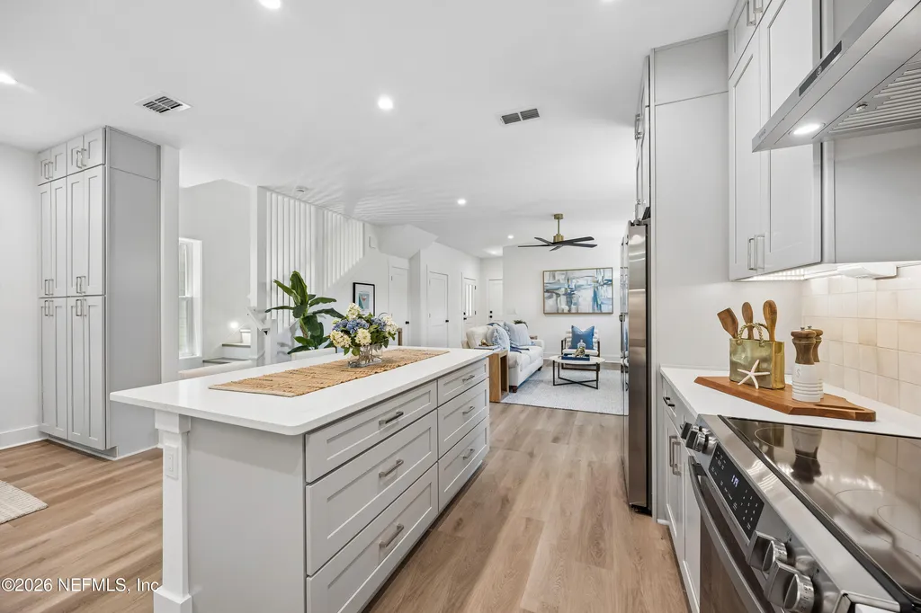 704 S 9th Street Fernandina Beach FL 32034
