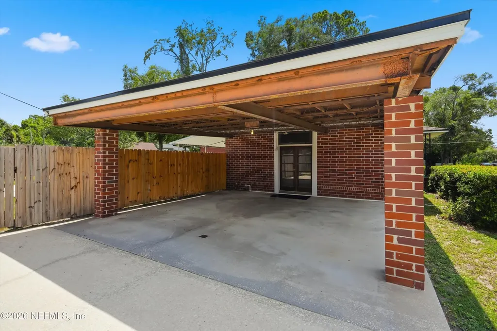5736 Wilson Boulevard Jacksonville FL 32210