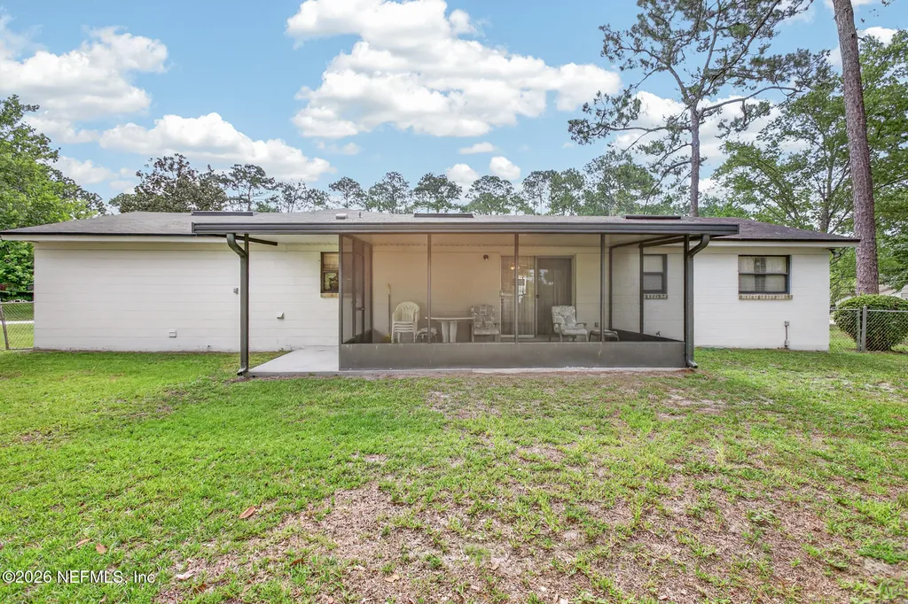 298 Pearwood Circle E Middleburg FL 32068