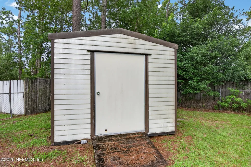 298 Pearwood Circle E Middleburg FL 32068