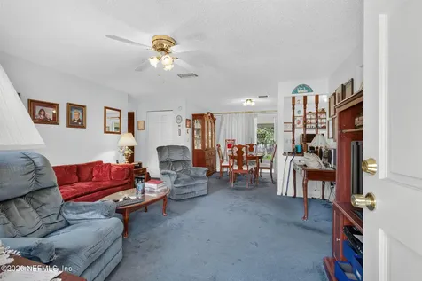 298 Pearwood Circle E Middleburg FL 32068