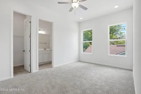1661 W 22nd Street W Jacksonville FL 32209