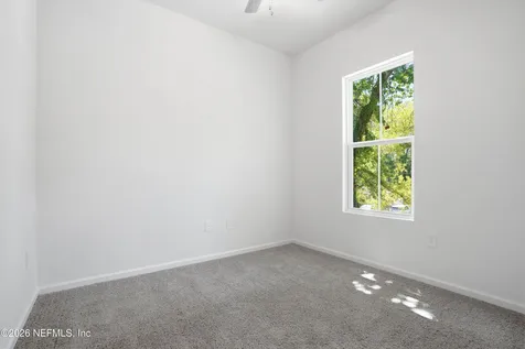 1661 W 22nd Street W Jacksonville FL 32209