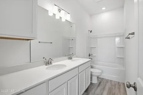 1661 W 22nd Street W Jacksonville FL 32209
