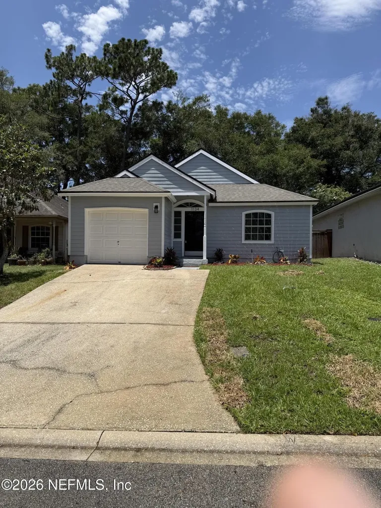 1134 Radis Place Jacksonville FL 32225