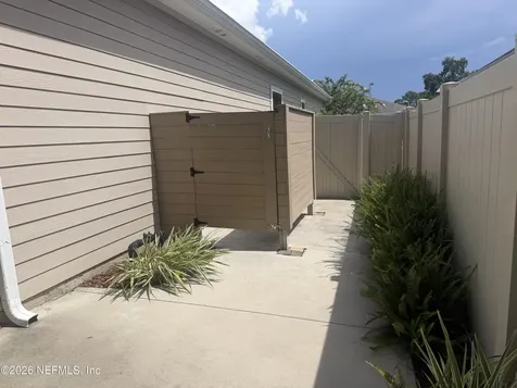 4681 Marilyn Anne Drive Jacksonville FL 32257