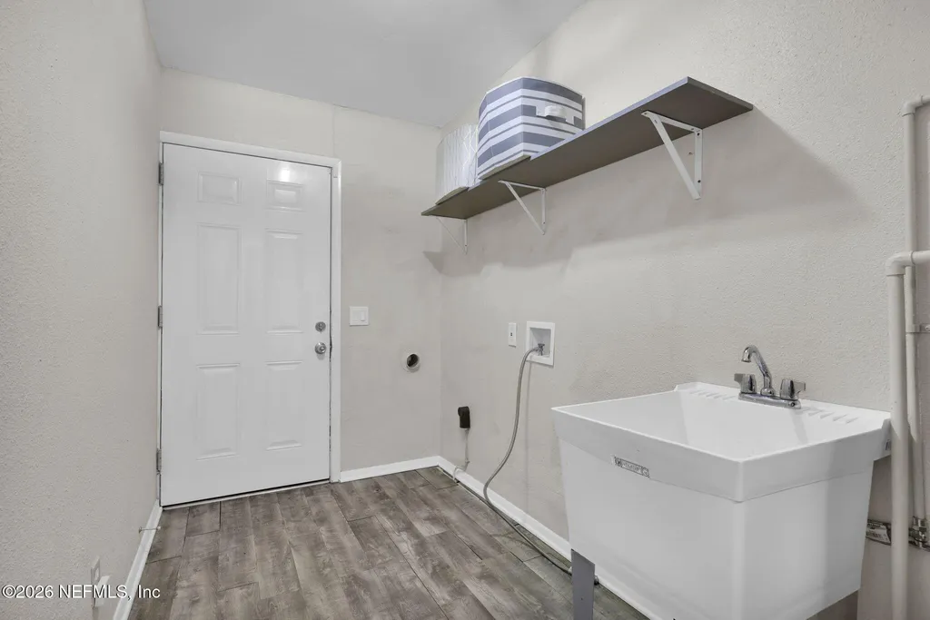 5538 Anchor Lane Jacksonville FL 32207