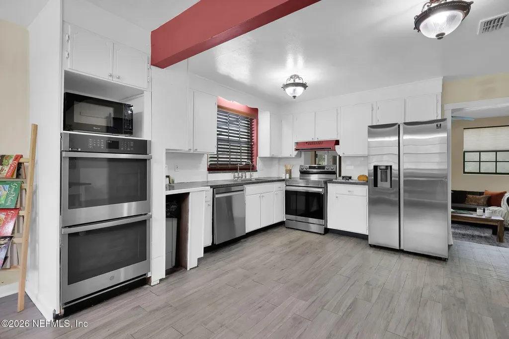 5538 Anchor Lane Jacksonville FL 32207