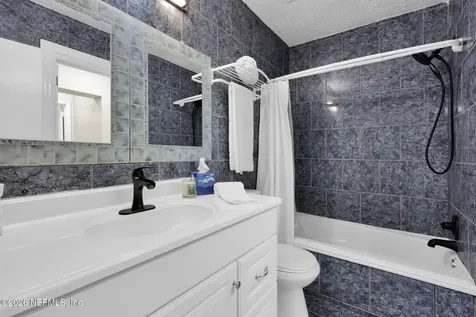 5538 Anchor Lane Jacksonville FL 32207