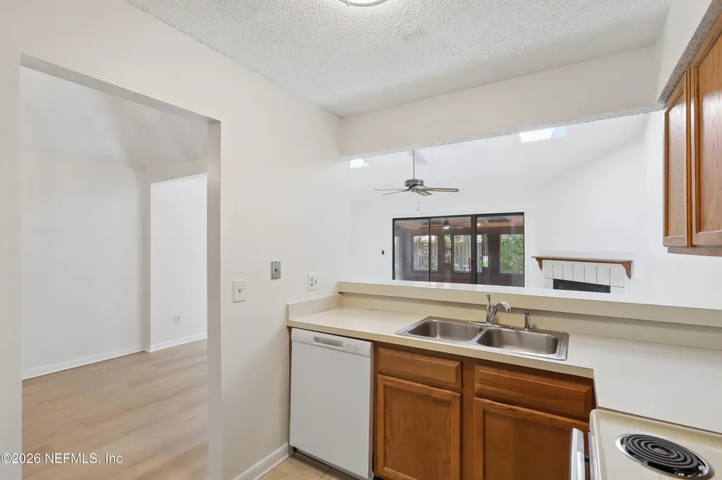 3549 Colony Cove Trail W Jacksonville FL 32277