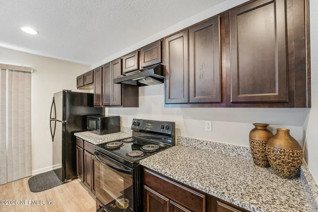 8528 Osteen Street Jacksonville FL 32210
