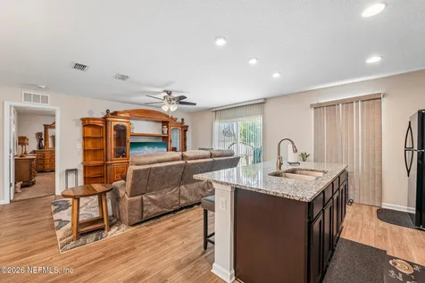 8528 Osteen Street Jacksonville FL 32210