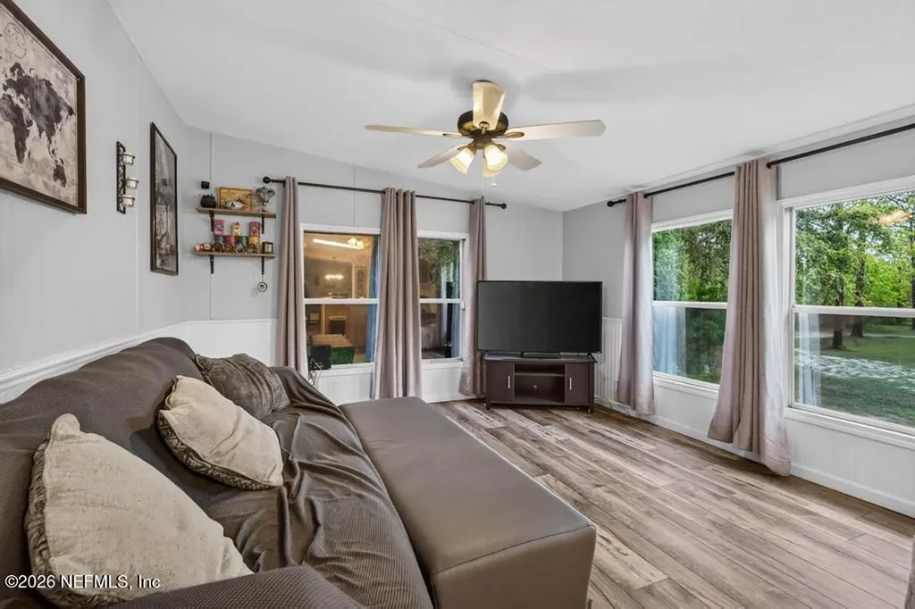 197 Melrose Landing Drive Hawthorne FL 32640