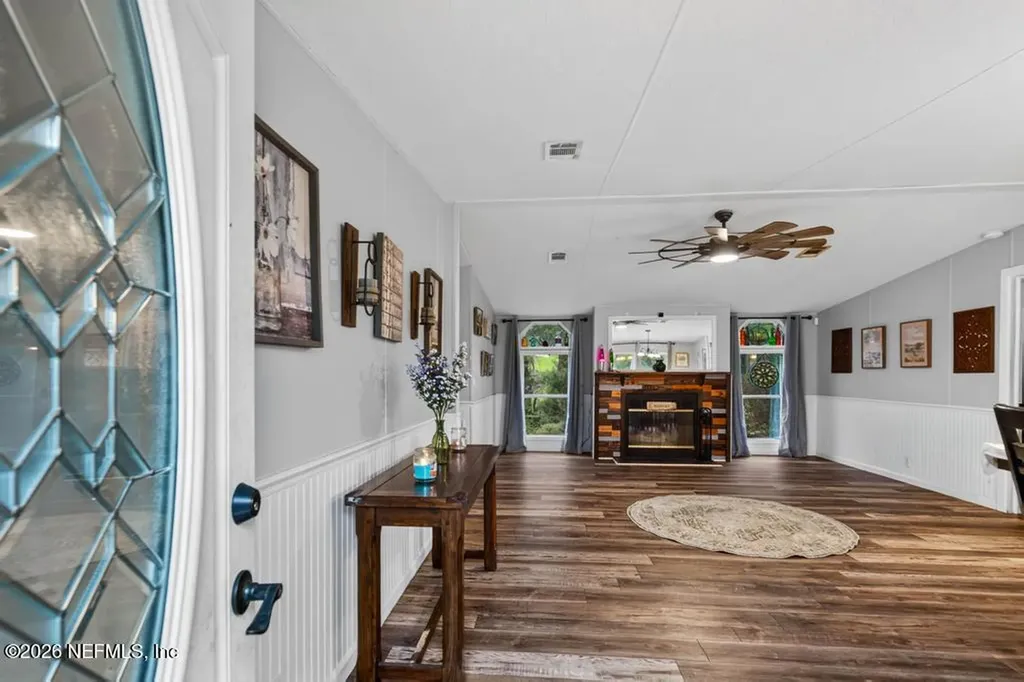 197 Melrose Landing Drive Hawthorne FL 32640