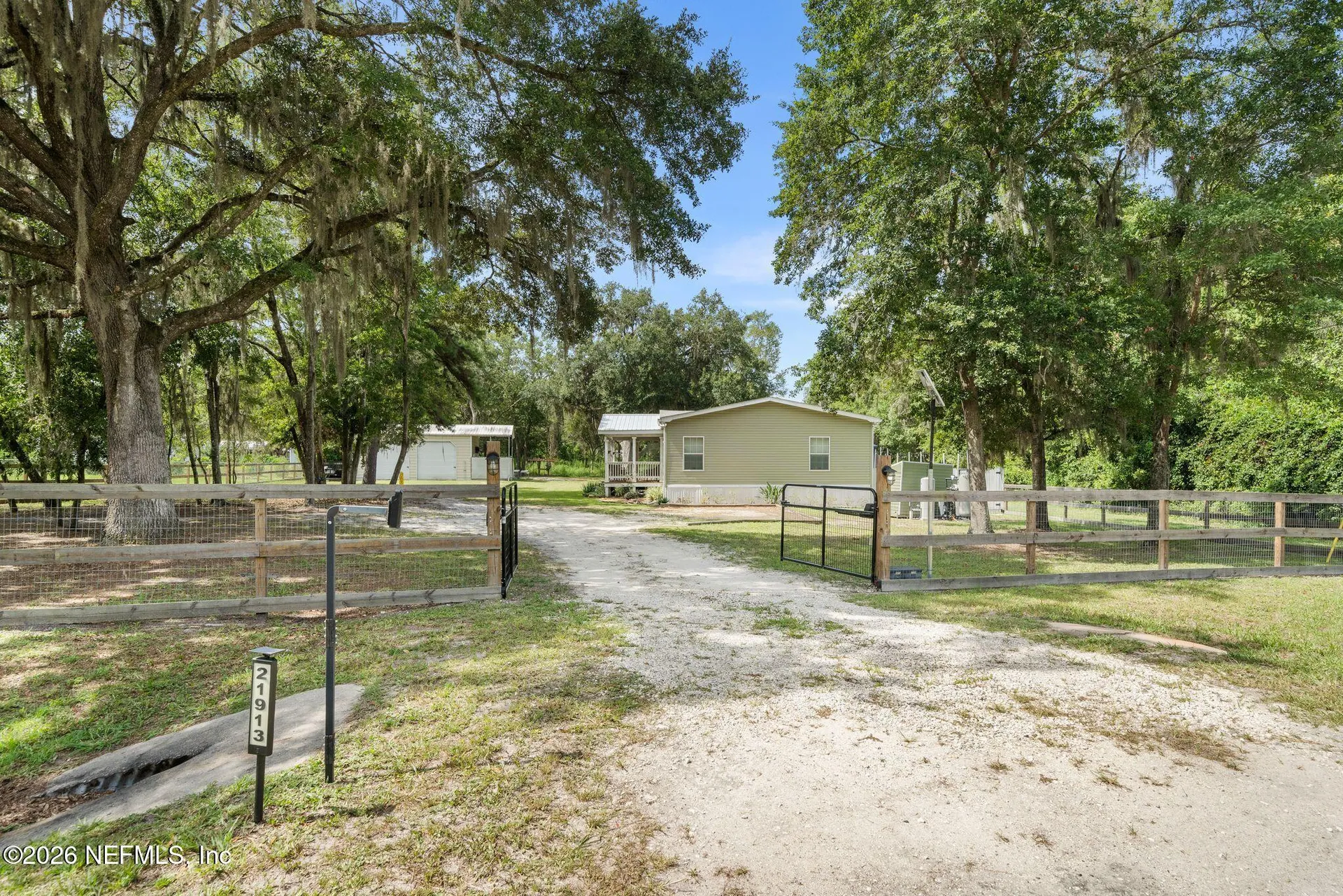 21913 NE 73rd Place Melrose FL 32666