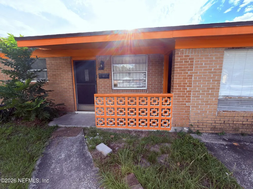 9806 Priory Avenue Jacksonville FL 32208