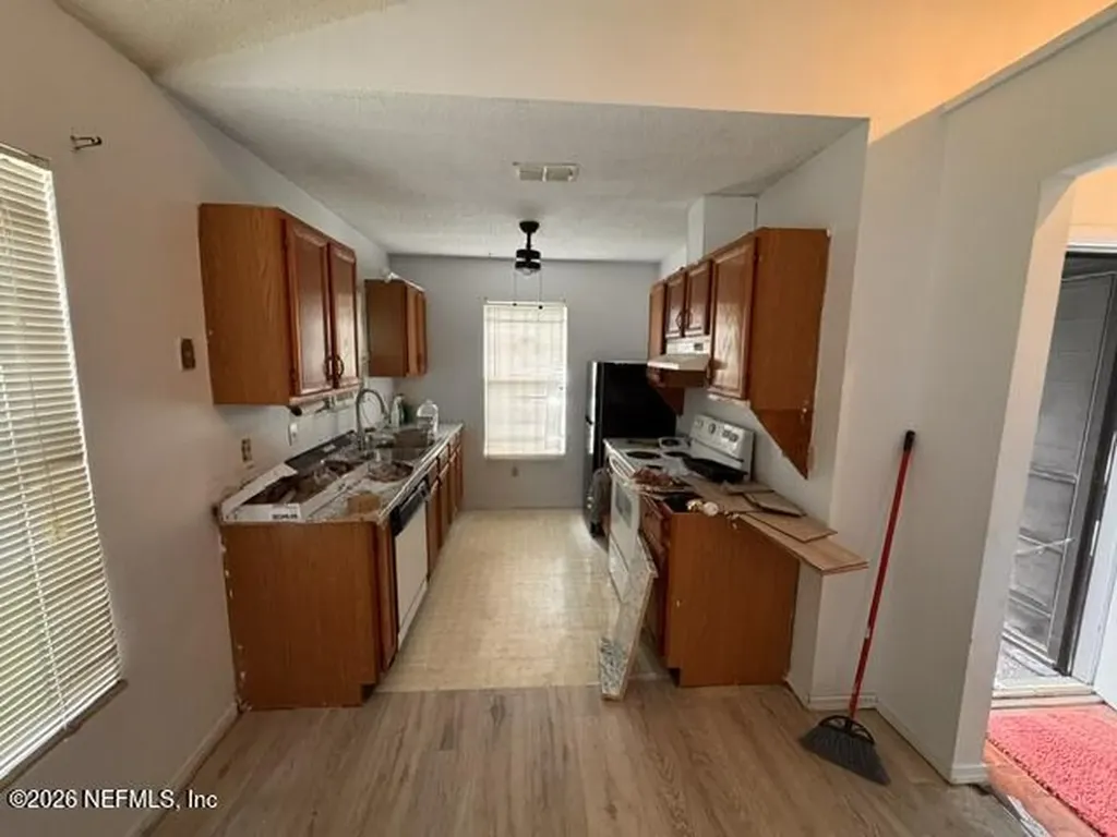10976 Traci Lynn Drive Jacksonville FL 32218