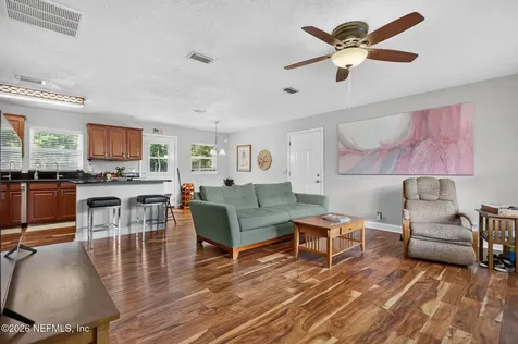 5016 Tan Street Jacksonville FL 32258