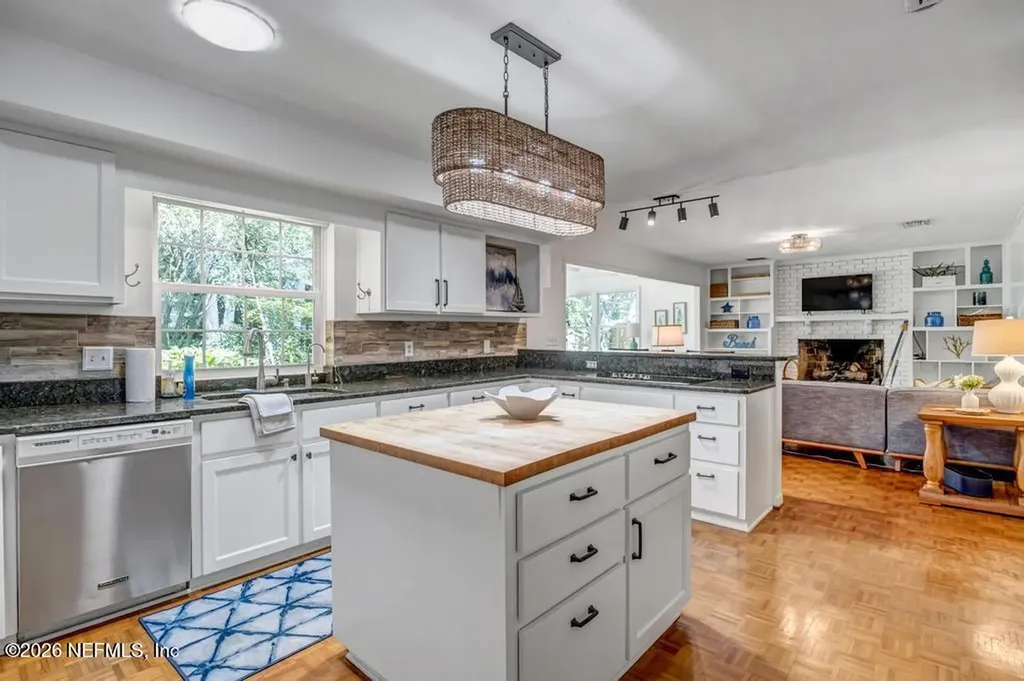 1452 Seminole Road Atlantic Beach FL 32233