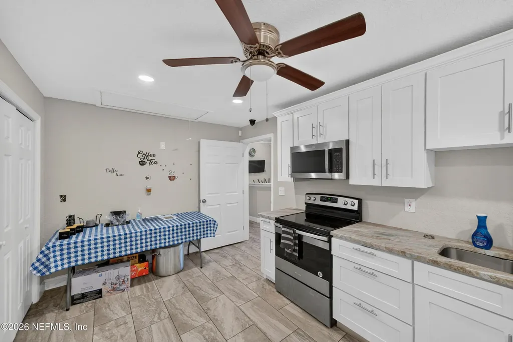 2016 Cassat Avenue Jacksonville FL 32210