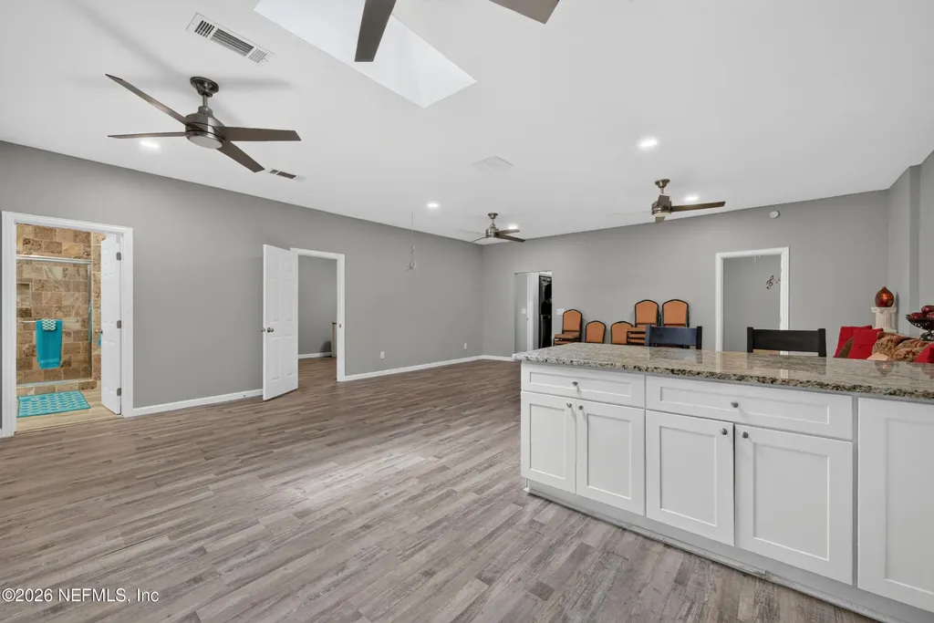 2016 Cassat Avenue Jacksonville FL 32210