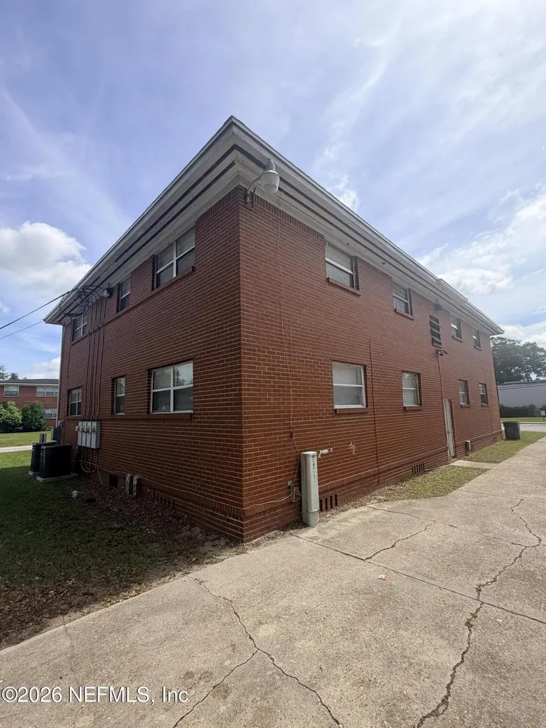 5452 Playa Way Jacksonville FL 32211