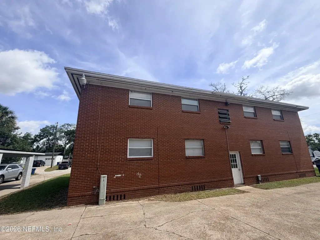 5452 Playa Way Jacksonville FL 32211
