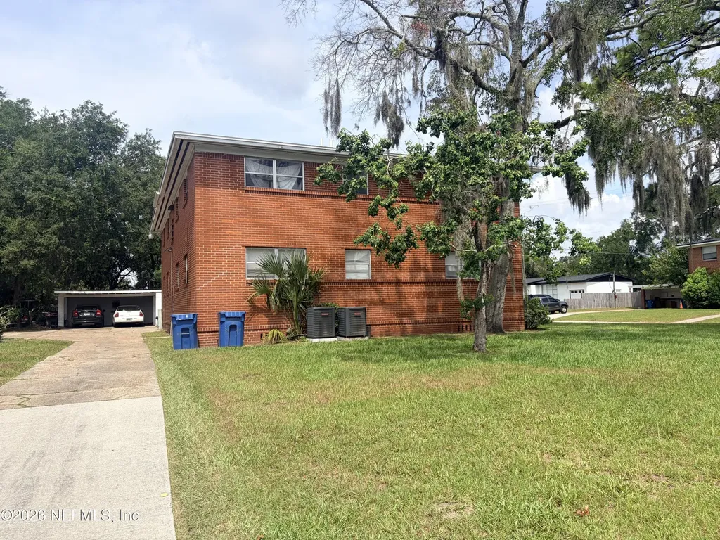 5452 Playa Way Jacksonville FL 32211