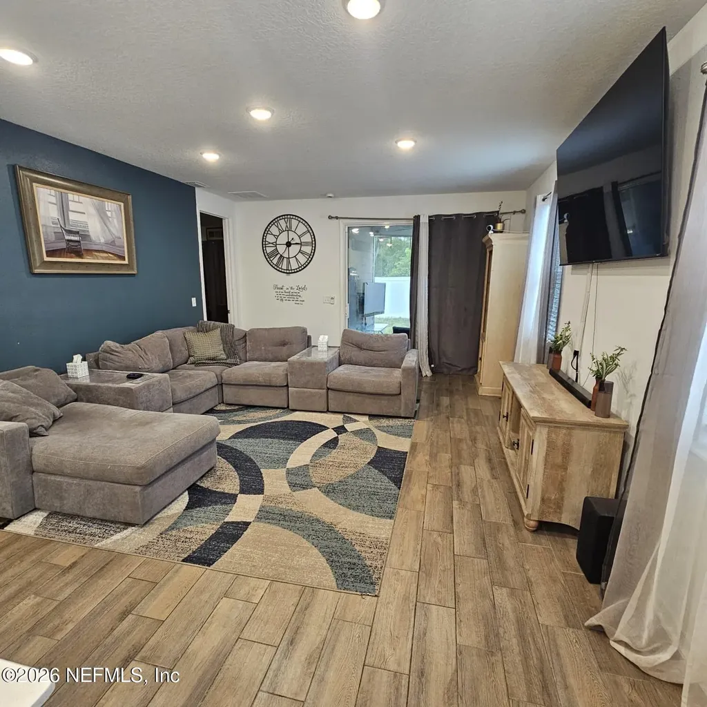 883 Cedar Slough Drive Jacksonville FL 32220