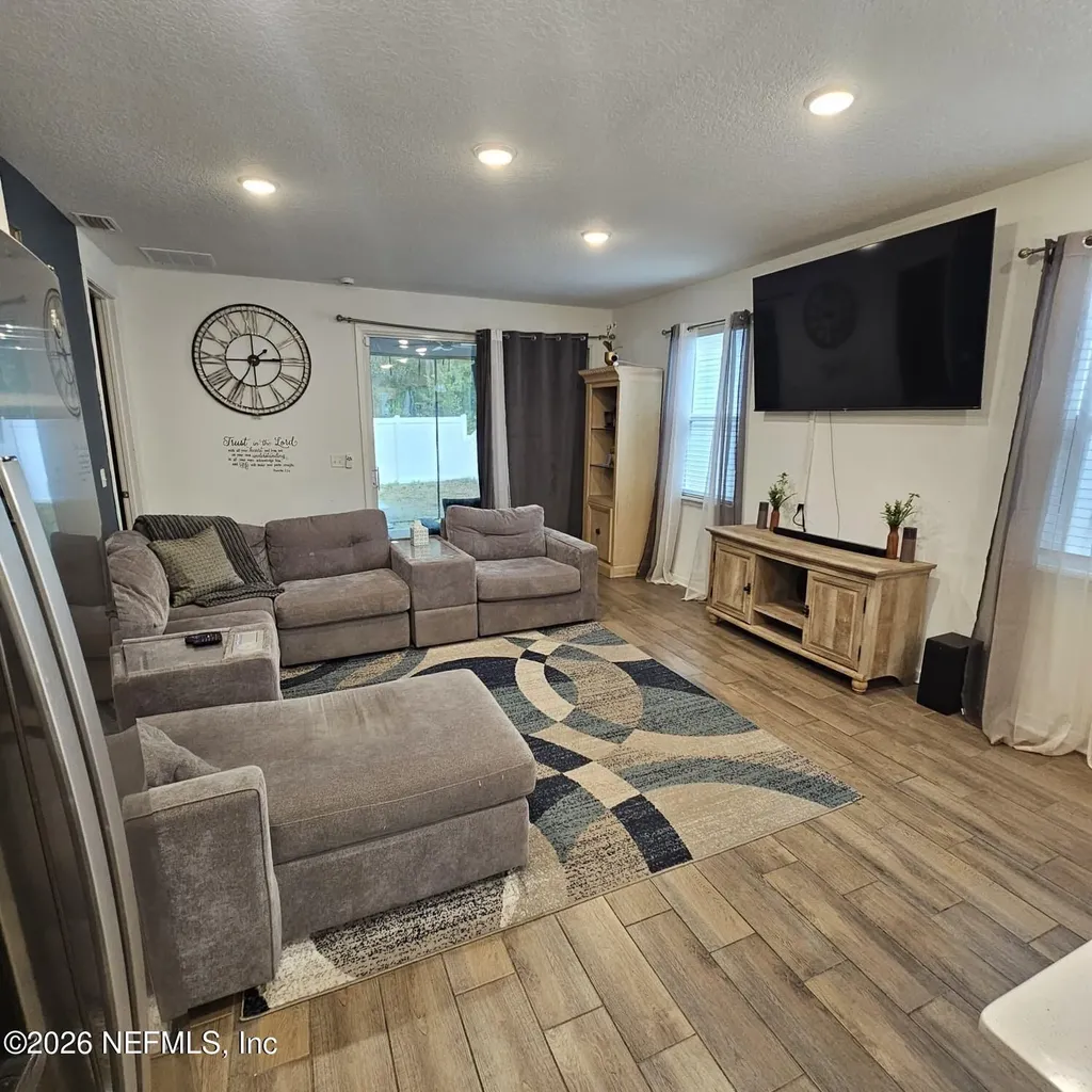 883 Cedar Slough Drive Jacksonville FL 32220