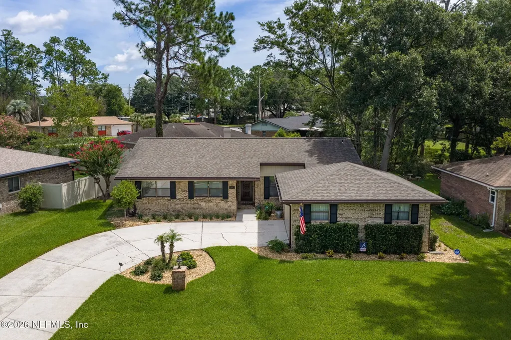 8951 Brookshire Court Jacksonville FL 32257