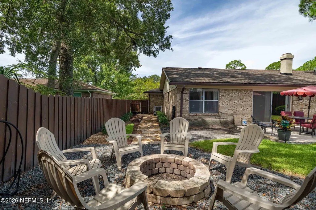 8951 Brookshire Court Jacksonville FL 32257