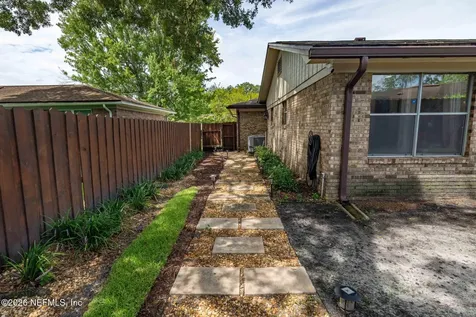 8951 Brookshire Court Jacksonville FL 32257