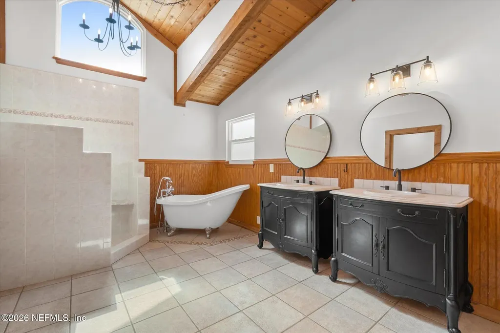 109 Oak Tree Lane Palatka FL 32177