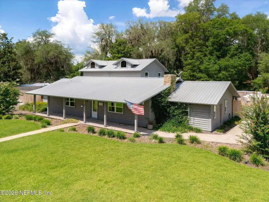 109 Oak Tree Lane Palatka FL 32177