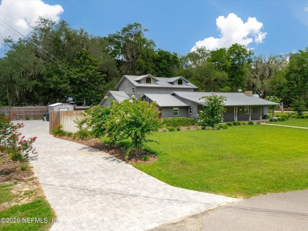 109 Oak Tree Lane Palatka FL 32177