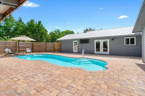 109 Oak Tree Lane Palatka FL 32177