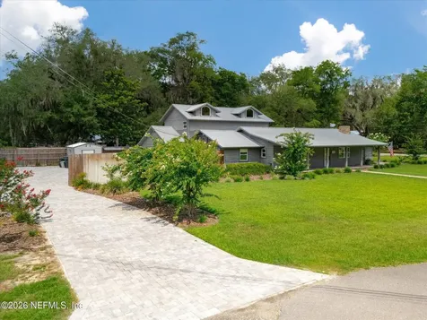 109 Oak Tree Lane Palatka FL 32177