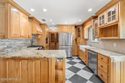 109 Oak Tree Lane Palatka FL 32177