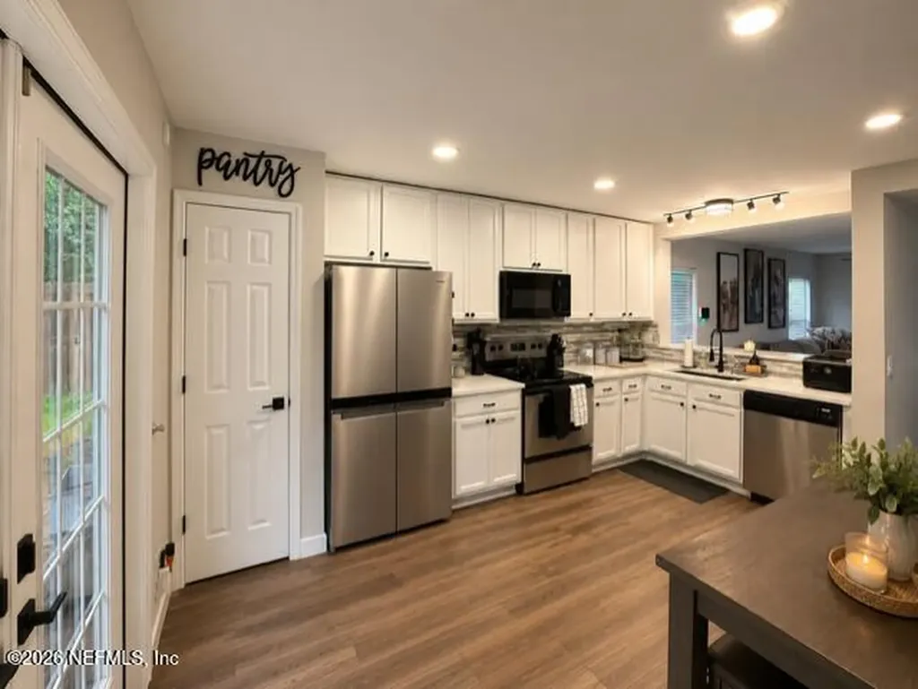 11592 Pleasant Creek Drive Jacksonville FL 32218