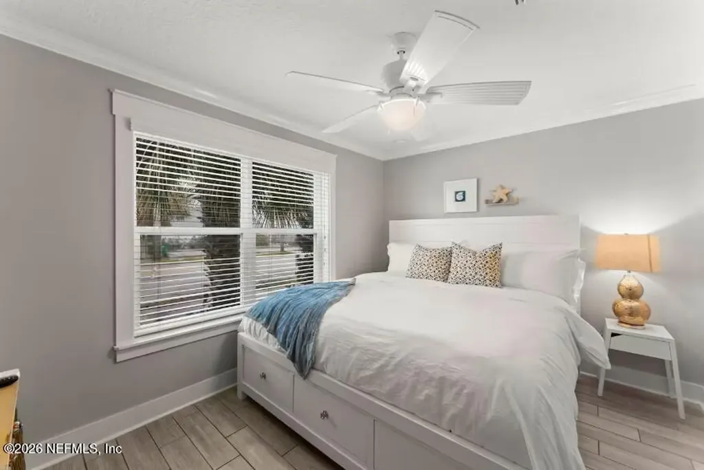 137 S 6th Avenue Jacksonville Beach FL 32250
