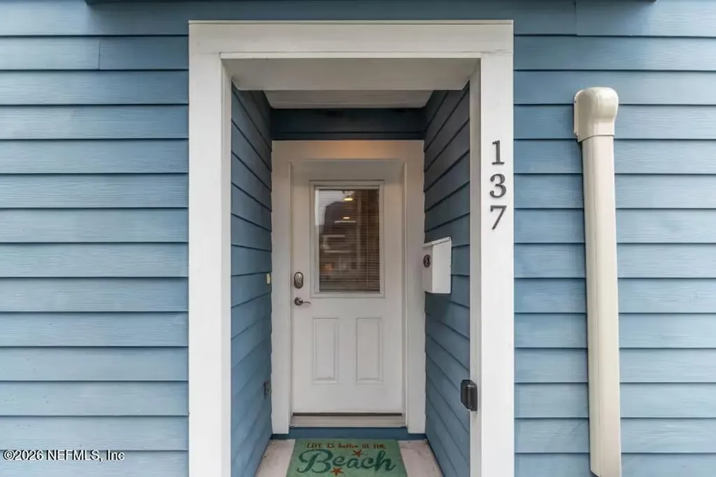 137 S 6th Avenue Jacksonville Beach FL 32250