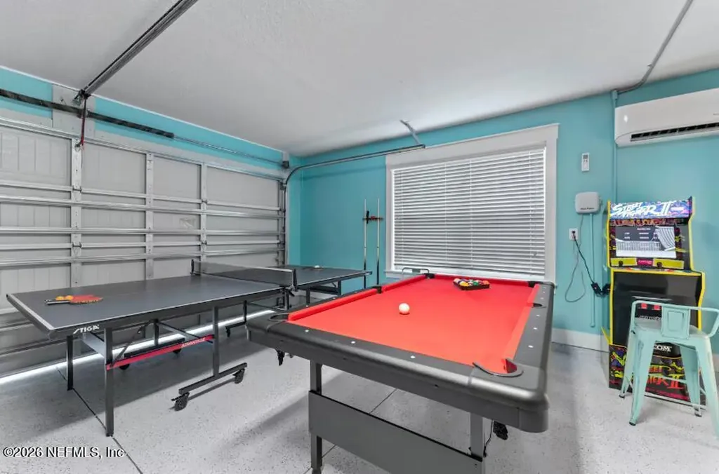 137 S 6th Avenue Jacksonville Beach FL 32250
