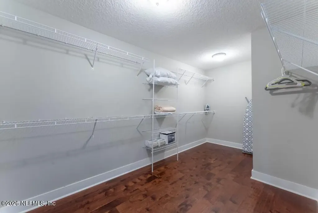 137 S 6th Avenue Jacksonville Beach FL 32250