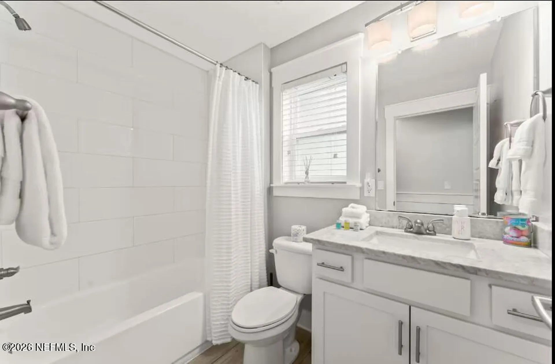 137 S 6th Avenue Jacksonville Beach FL 32250