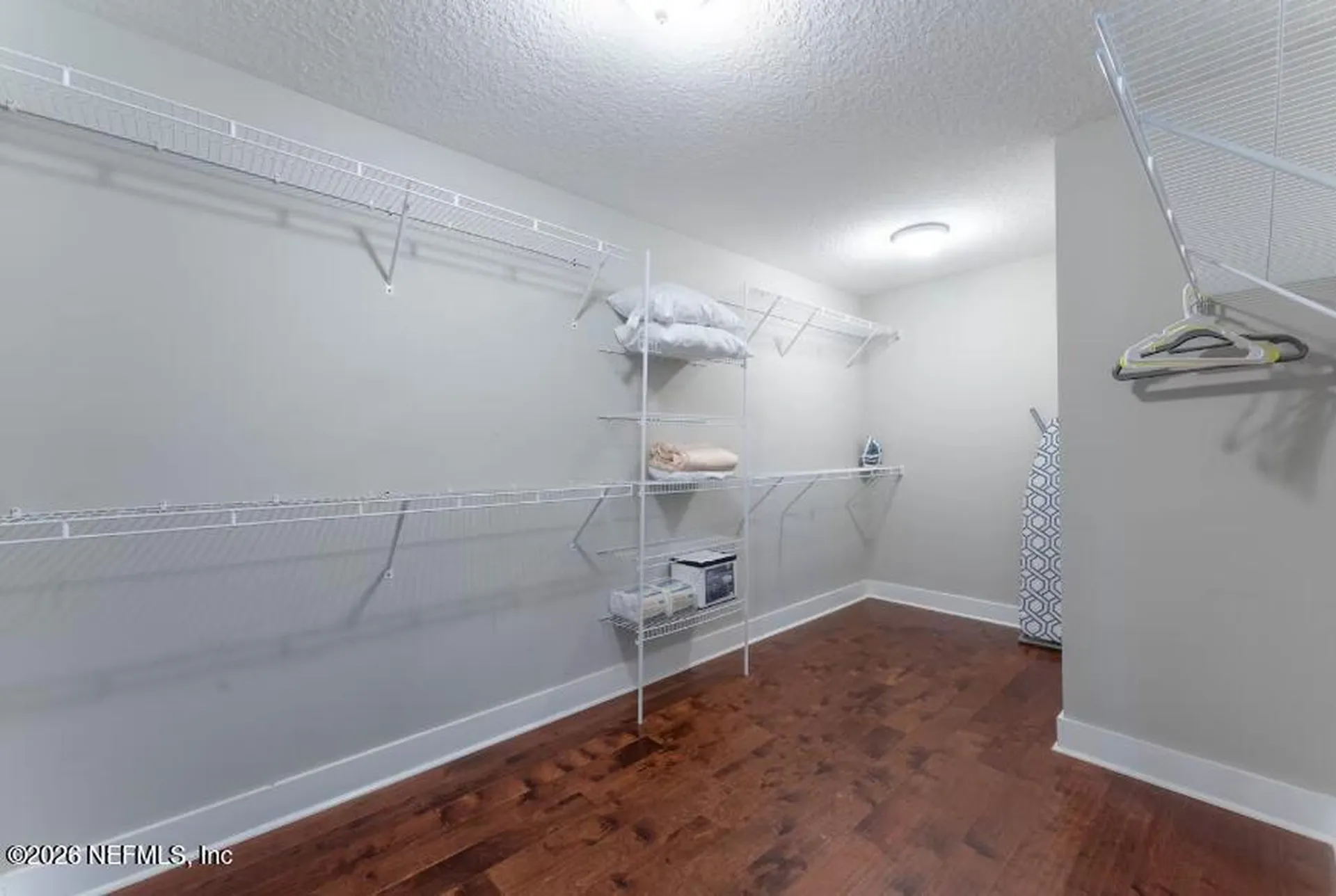 137 S 6th Avenue Jacksonville Beach FL 32250